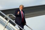 Trump llega a cárcel de Atlanta para entregarse por cargos de intentar revertir su derrota electoral