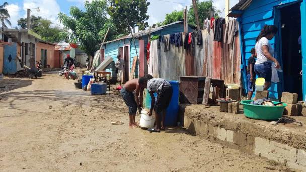 Gobierno elabora plan de ayuda y reparación de daños por Franklin
