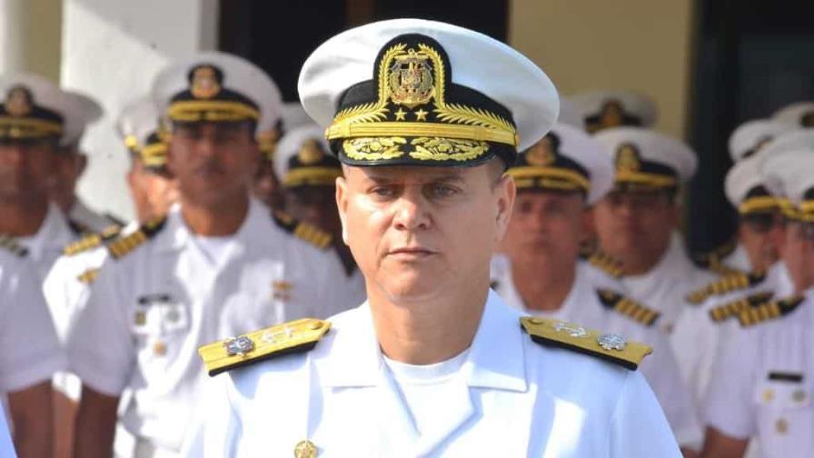 Asume el nuevo comandante general de la Armada