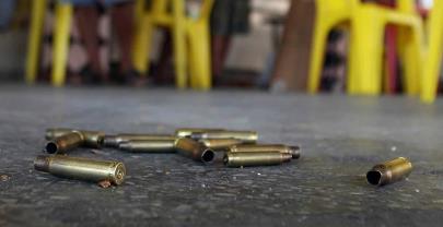 Matan a un seguridad durante asalto a mensajero en Santiago