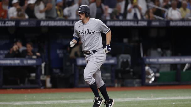 LeMahieu potencia con dos jonrones la apertura de Cole; Yanquis vencen a Rays 6-2