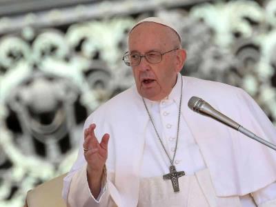 El papa Francisco condena la desinformación en el periodismo