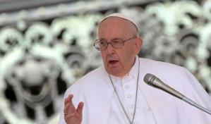 El papa visita centro de caridad en Mongolia y asegura que la Iglesia no hace proselitismo