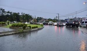 El país sigue bajo alerta por efectos indirectos de la tormenta Franklin