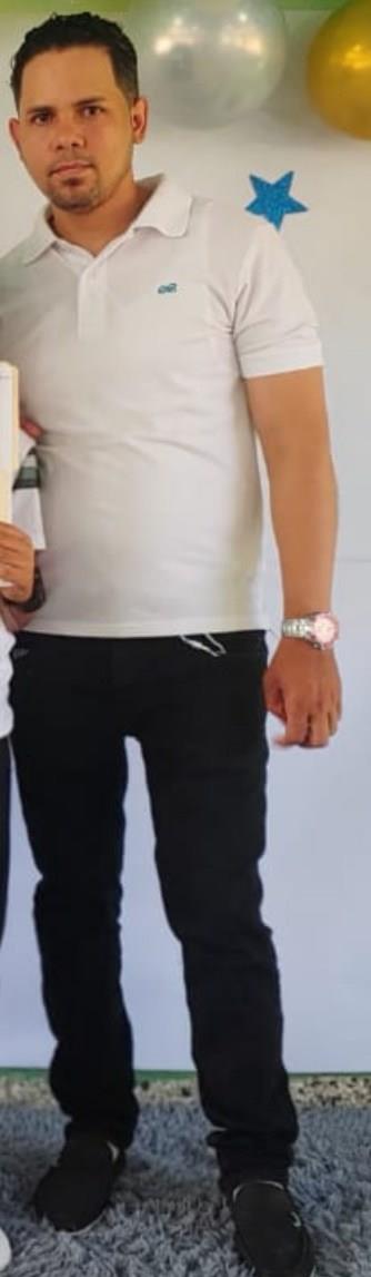 Familia busca el paradero de joven mocano que salió para Santo Domingo hace 15 días