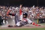 Riley mantiene encendidos a Bravos con su 30mo jonrón, en triunfo sobre Gigantes Riley mantiene encendidos a Bravos con su 30mo jonrón, en triunfo sobre Gigantes