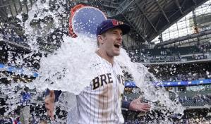 Contreras y Frelick ayudan a Cerveceros a vencer 10-6 a Padres