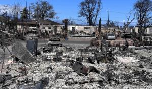 Biden anuncia 95 millones de dólares para fortalecer la red eléctrica de Hawái tras los incendios