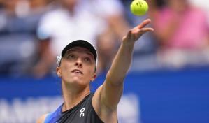 Swiatek arrasa y Rune se estrella en el primer día del US Open