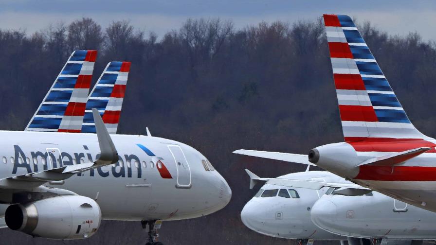 Mujer muere en un vuelo de American Airlines que había salido de República Dominicana