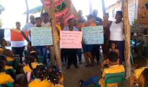 Primer día de clases fue masivo en el Cibao con las mismas quejas del año pasado