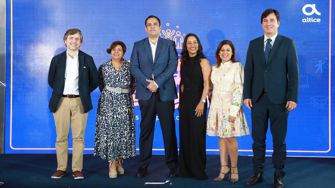 Nuno Mendes, Soraida Soto, Danilo Ginebra, Kendall Roa y Vincent Benezech.