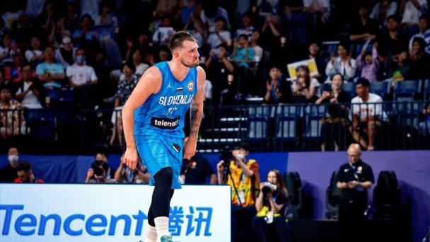 El mágico Doncic lleva a Eslovenia a la segunda fase y deja a Georgia en peligro