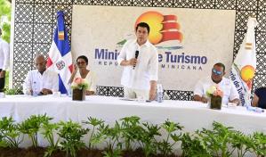 Turismo inicia trabajos de reconstrucción de obras viales en Bayahíbe
