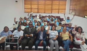 Instituciones culminan curso de lengua de señas