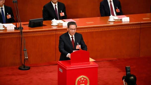 China insta a EE.UU. a hallar un punto intermedio en sus relaciones económicas