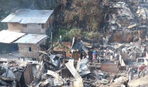 Incendio en oeste de Colombia deja más 250 damnificados y 60 viviendas destruidas
