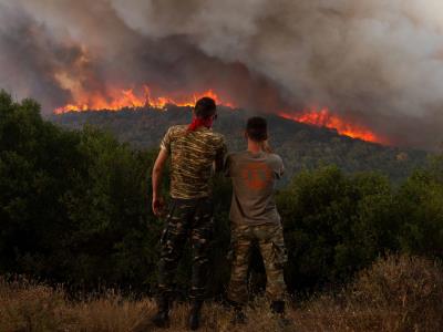Incendios en Grecia: Un siniestro sigue activo