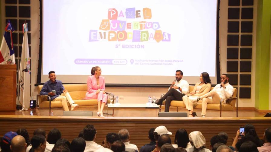 Realizan la 5ta edición del panel Juventud Empoderada en Baní