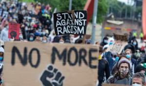Oklahoma: Gobierno y banco proponen acuerdo por acusaciones de racismo contra negros e hispanos