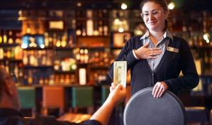 Lo que debes saber sobre el sistema de propinas en Estados Unidos