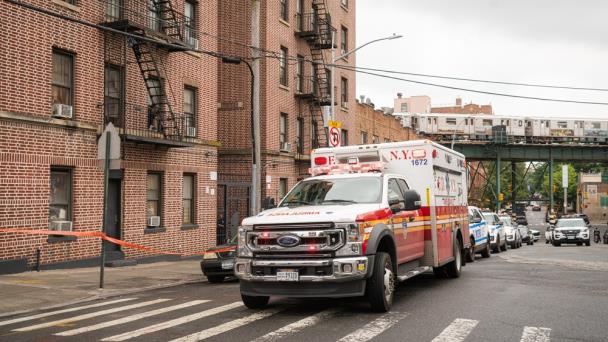 Niña de seis años fue apuñalada por un familiar con autismo