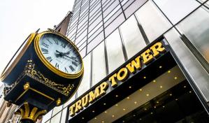 Trump tiene un reloj en la Quinta Avenida de Nueva York por el que lleva sin pagar años