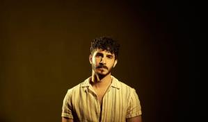 El sol de las tres:  Seye presenta su nuevo EP de verano