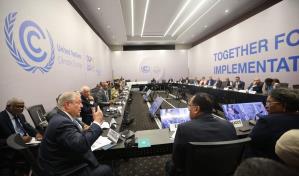 COP28 insta a los países a que cumplan su promesa de duplicar financiación de adaptación