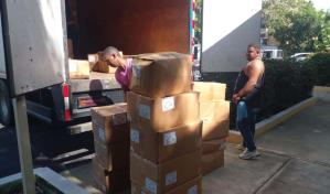Entregan útiles escolares en centros educativos del Higüey