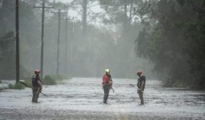 La ayuda comienza a fluir para los damnificados de Idalia