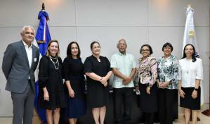 Colegios piden a Educación cambiar fecha de concursos de oposición por migración de maestros