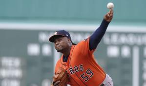Astros completan primera barrida en Fenway Park al ganar 7-4 a Medias Rojas