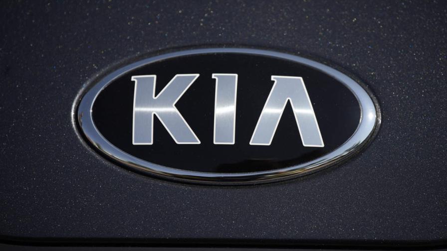 Kia llama a reparación a 320,000 vehículos por problema en candado del maletero