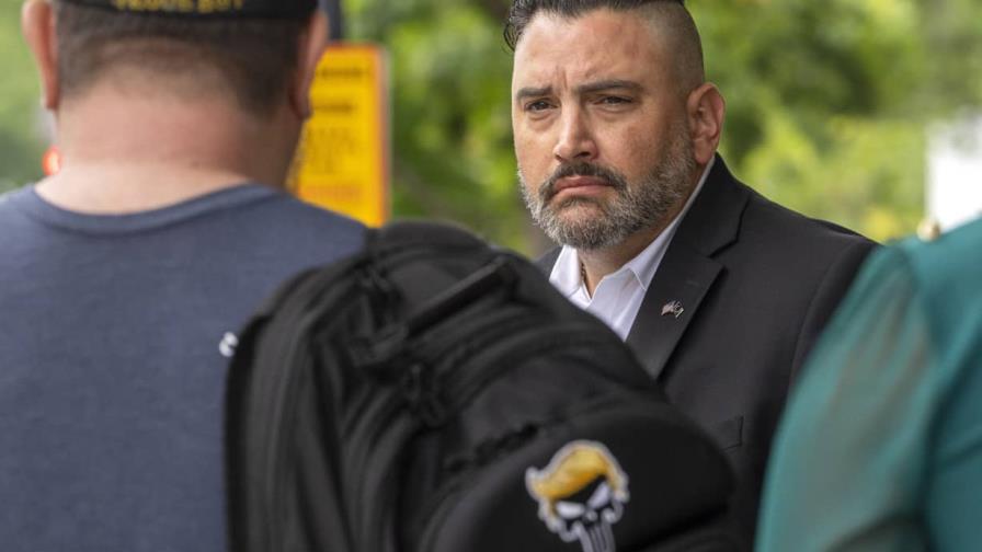 Sentencian a 17 años de prisión a exlíder de Proud Boys por el asalto al Capitolio