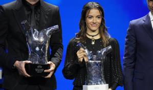 Bonmatí gana premio a Jugadora del Año de la UEFA y defiende a su compañera Hermoso