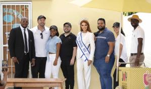 Grupo Cana Rock y Mariona Juncosa realizan donación en Centro Educativo El Cortecito