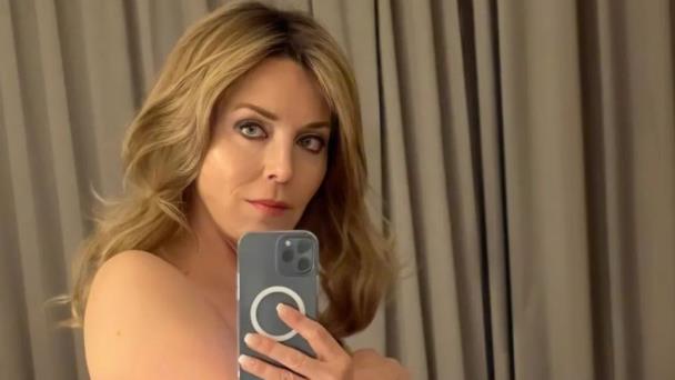 Laura Flores celebra su cumpleaños número 60 con una imagen en topless