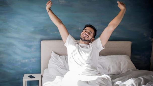 Hábitos de la mañana que impulsarán tu salud y energía