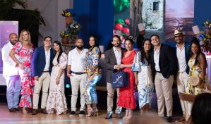 El Embajador reúne más de 80 parejas en el encuentro anual del amor