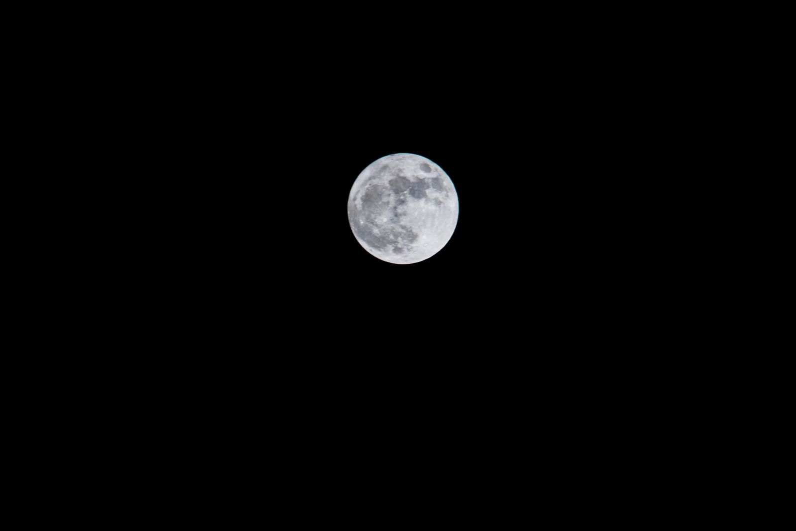 La superluna azul de agosto vista desde Santo Domingo.