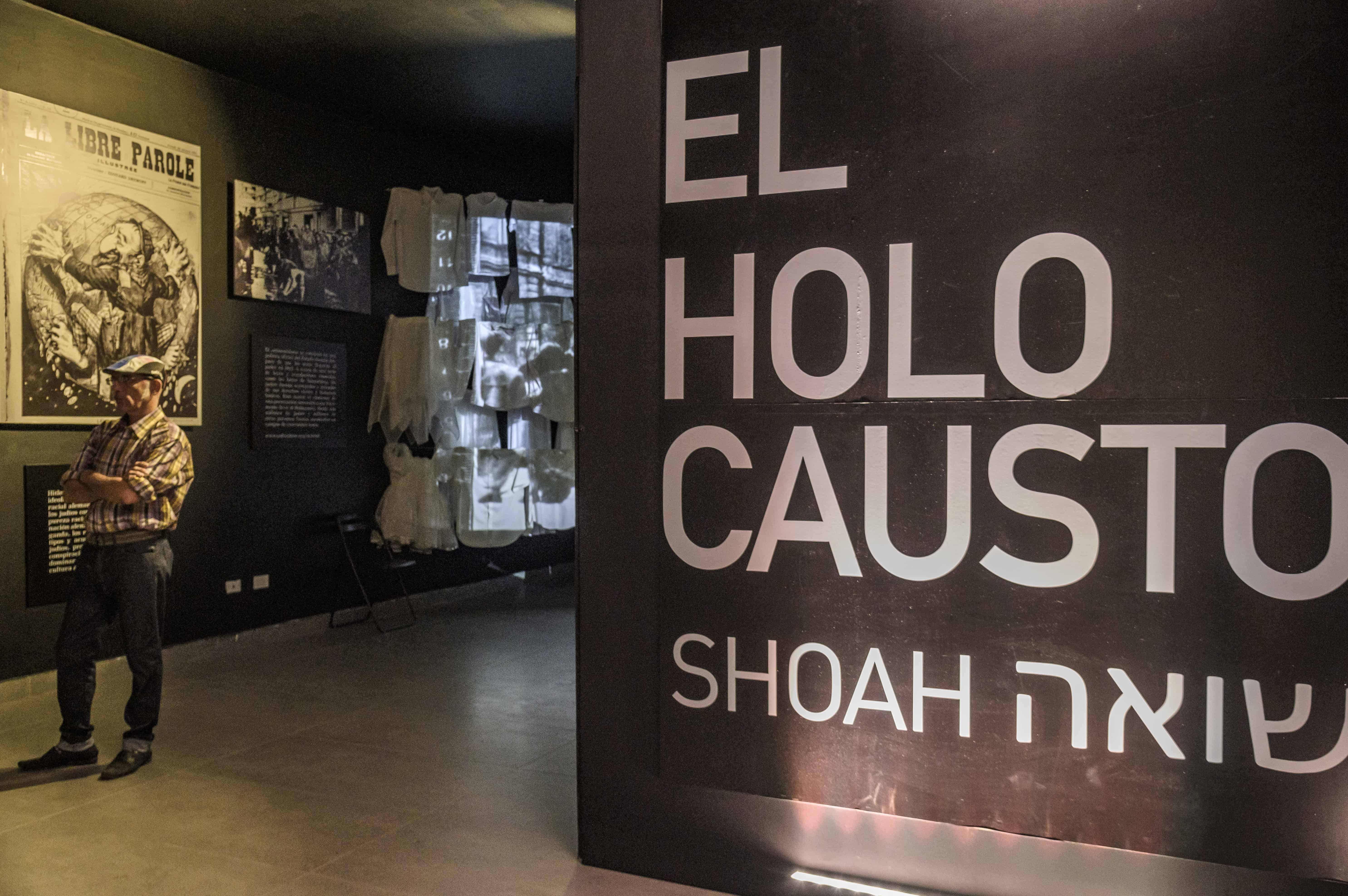 La entrada a la exhibición del Holocausto.