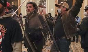 Condenan a 10 años de prisión a un exmiembro de los Proud Boys por asalto al Capitolio