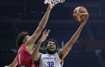 Puerto Rico resurge y le amarga el día a República Dominicana en el Mundial de baloncesto