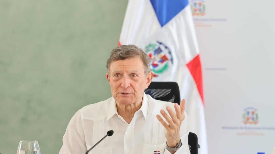 El canciller Roberto Álvarez realizará visita oficial a Cuba; será recibido por el presidente Díaz Canel