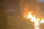 Otro vehículo se incendia en Santiago
