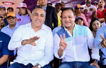 Abel Martínez le advierte a Abinader que la reelección no se le dará