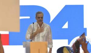 Abinader realizó varios actos en su primera agenda pública tras anunciar intenciones reeleccionistas