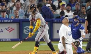 Acuña da varios golpes sobre la mesa en la pelea por el Jugador Más Valioso