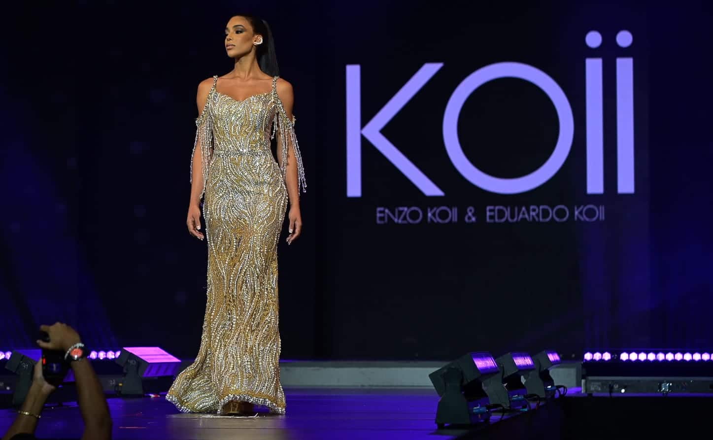 Candidatas de Miss República Dominicana Universo en el desfile de Koii.